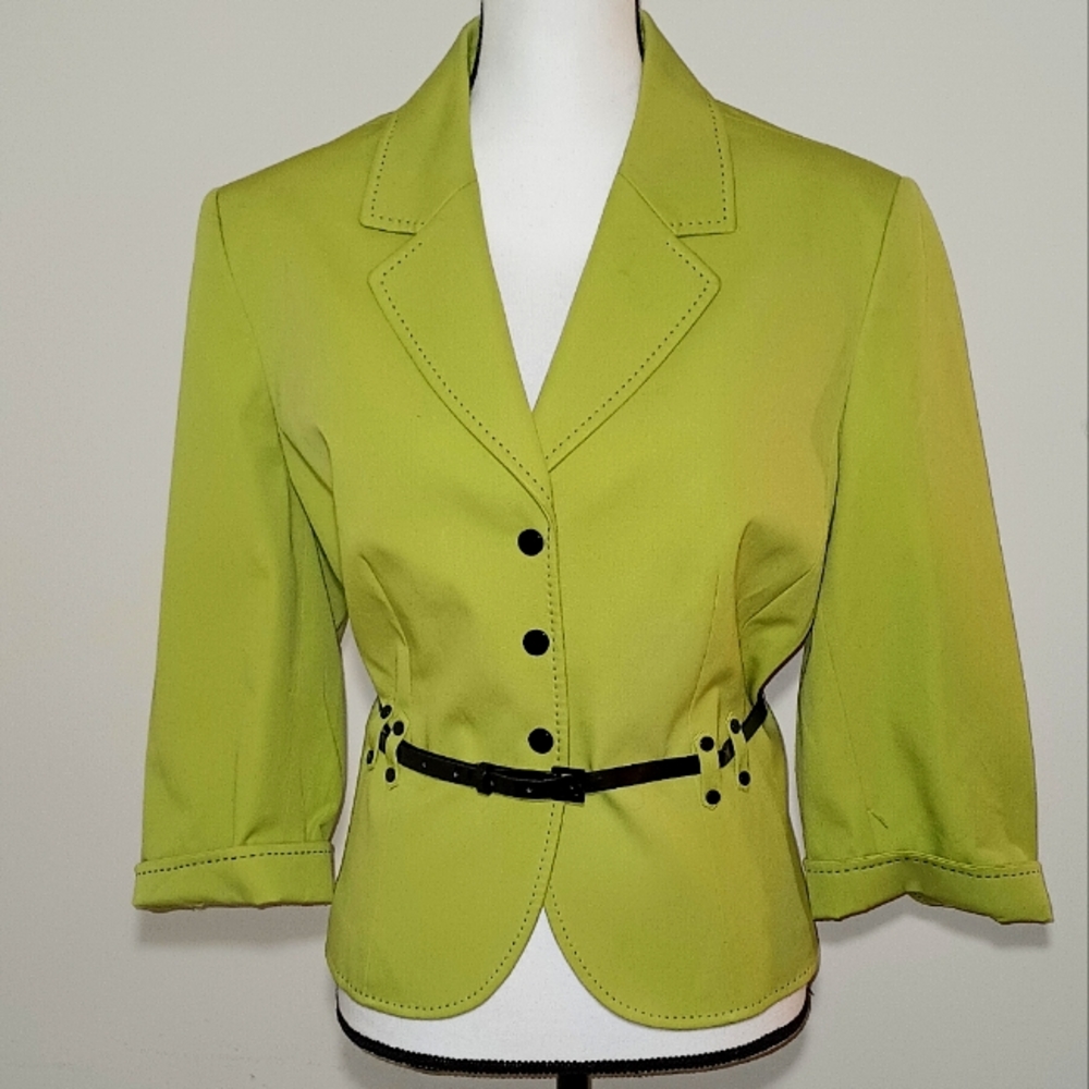 NWOT Tahari Stretch Blazer (16/P)